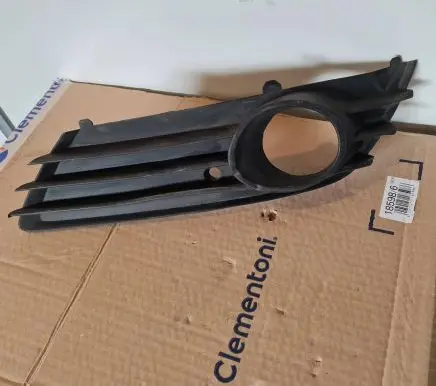 Opel Astra H Front bumper lower grill 13126025 375768702