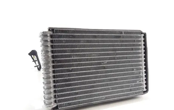 Air conditioning (A/C) radiator (interior)