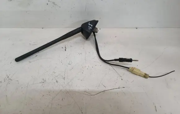Citroen C-Crosser Radio antenna 