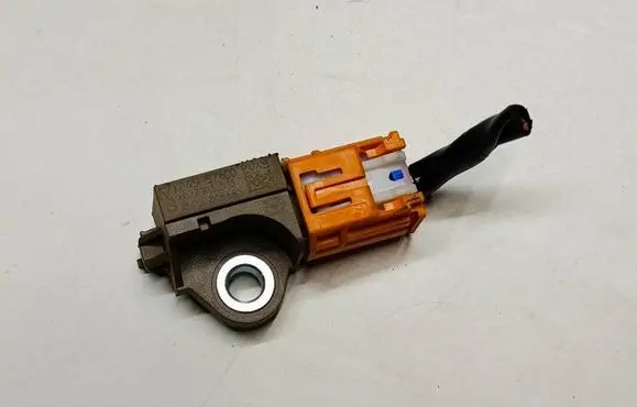 Mazda 6 Airbag deployment crash/impact sensor KD4557KC0T3 KD4557KC0