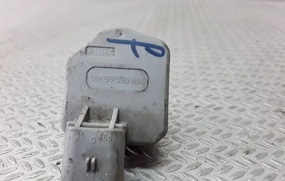 Opel Astra G Headlight level adjustment motor 90590665
