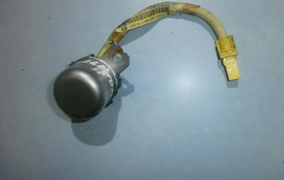 Honda Legend Airbag deployment crash/impact sensor 77923sr3n813 m10001