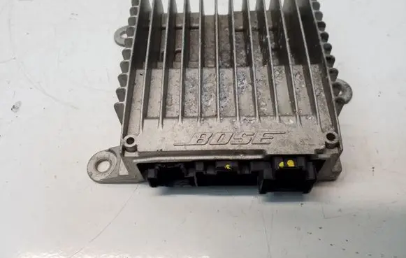 Chevrolet Volt I Sound amplifier 20760438