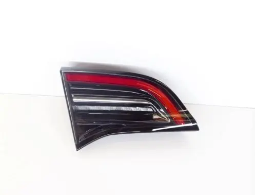 Tesla Model Y Tailgate rear/tail lights