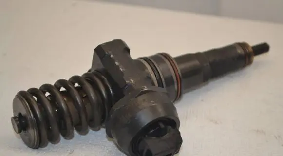 Audi A4 S4 B7 8E 8H Fuel injector 0414720234