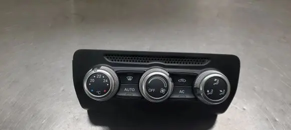 Audi A1 Climate control unit 8X0820043B 901514540001