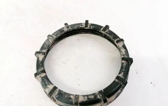 Volkswagen Golf III In tank fuel pump screw locking ring/nut 321201375a