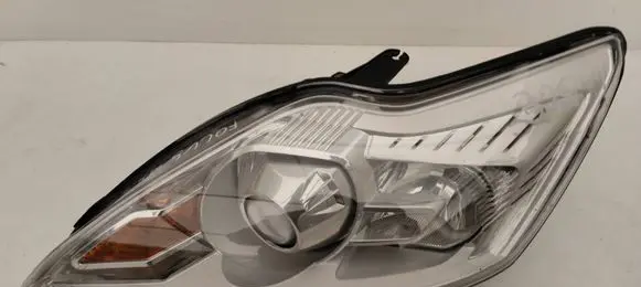 Ford Focus Headlight/headlamp 8M5113D155AD 0077R00R 101102