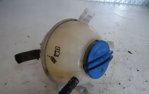 Volkswagen Scirocco Fuel tank 