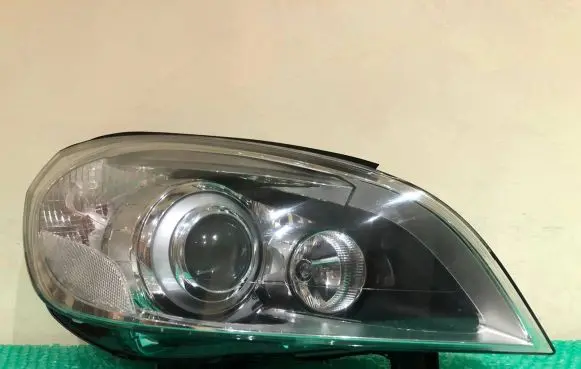 Volvo S60 Headlight/headlamp 31299991 89905476