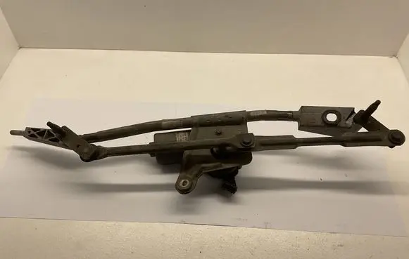 Volvo V70 Front wiper linkage and motor 8624239 16004 150019