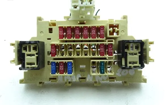 Nissan NV200 Fuse box set