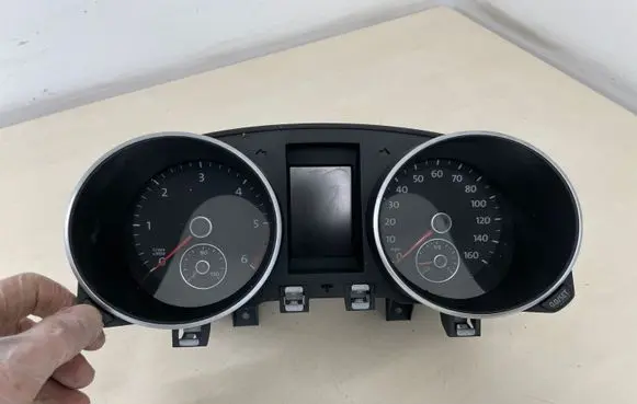 Volkswagen Golf VI Speedometer (instrument cluster) 5K0920960N A2C53345492
