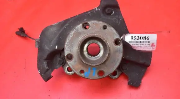 Peugeot Bipper Front wheel hub spindle knuckle
