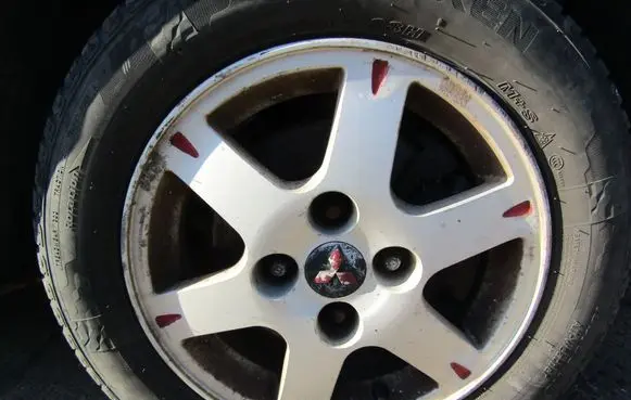 Mitsubishi Lancer R12 alloy rim 