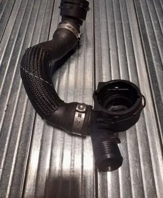 BMW X2 F39 Engine coolant pipe/hose 8632767 11538632767