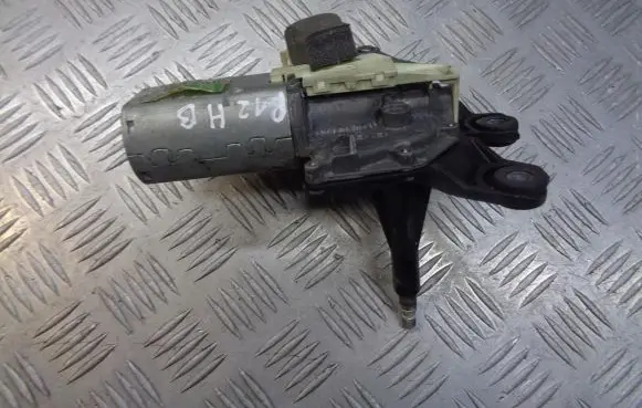 Nissan Primera Wiper motor