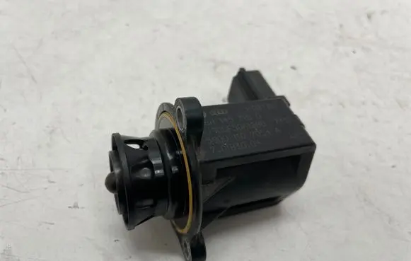 Volkswagen Golf VII Turbo charger electric actuator 06H145710D