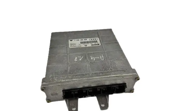 Audi A4 S4 B5 8D Engine control unit/module 8D0907557C 0261203938 26SA4269