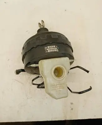 BMW 1 E81 E87 Brake booster 6785644 25220779301736 252278494