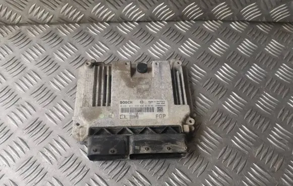 Opel Vectra C Engine control unit/module 0281011448 55189629