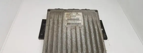 Renault Megane II Engine control unit/module 8201002106 8201023847