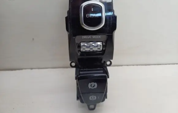 Volvo XC90 Engine start stop button switch P31443829