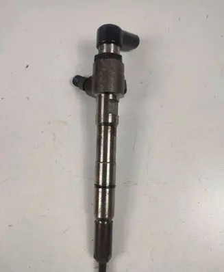 Volkswagen Golf VI Fuel injector 03L130277B
