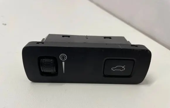 Volvo XC60 Tailgate opening switch 31443873