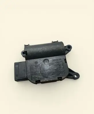 Volkswagen Touareg I Air flap motor/actuator 0132801342 1K2907511C 983385VE