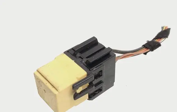 Mercedes-Benz Vito Viano W639 Other relay A0025421419