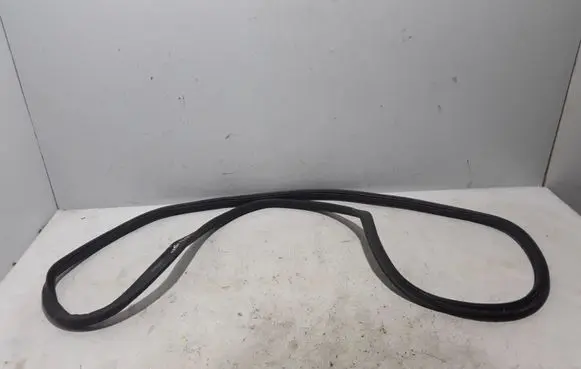 Seat Ibiza V (KJ) Trunk rubber seal (body) 6F0827705C