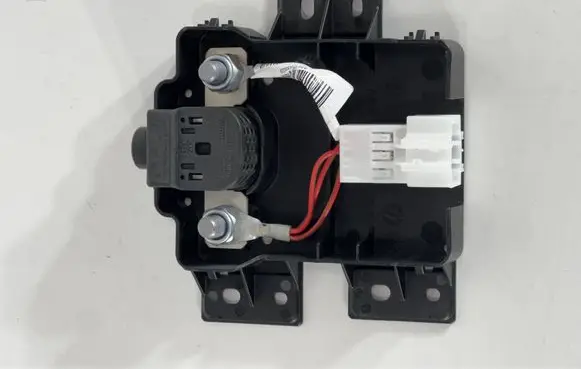 Mercedes-Benz A W177 Battery relay fuse RE01461204