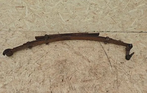 Toyota Hilux (AN10, AN20, AN30) Rear leaf spring 