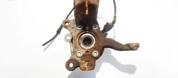 Volkswagen Touran I Front wheel hub