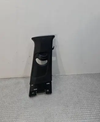 KIA Sportage (B) pillar trim (top) 8583141F1000