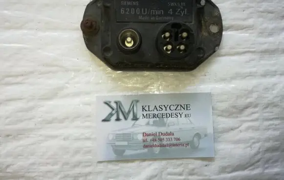 Mercedes-Benz E W124 Ignition amplifier control unit 0025455832