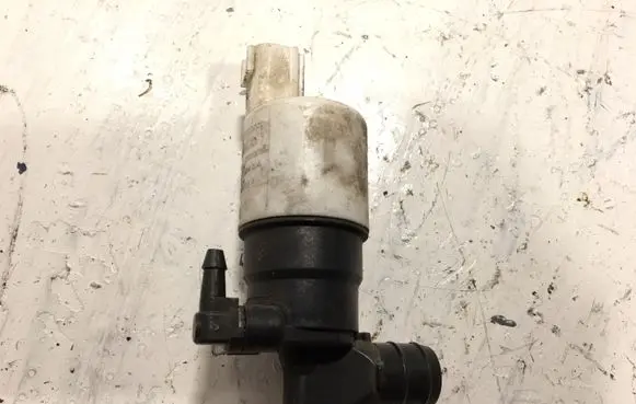Volvo S60 Windscreen/windshield washer pump BK2117K624BA