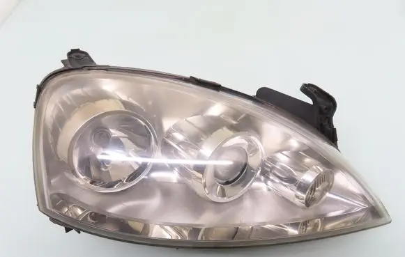 Opel Corsa C Headlight/headlamp 13100536