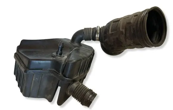 Alfa Romeo 159 Intake resonator 51779360