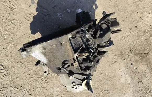 Citroen C4 I Manual 5 speed gearbox 20DP16