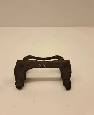 Toyota Yaris Front Brake Caliper Pad/Carrier 