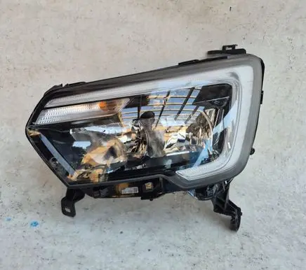 Renault Master III Headlight/headlamp 260607867R 366900804 0021113004