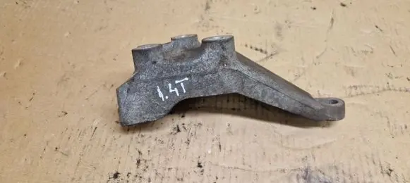 Opel Astra J Gearbox mounting bracket 13248569