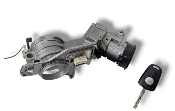 Opel Astra H Ignition lock 2421430