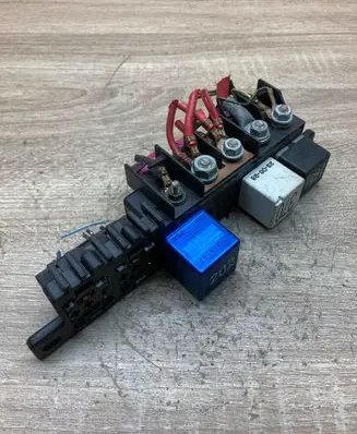 Audi A3 S3 8L Fuse box set 8L0941822A 431951253H