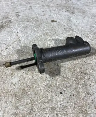 Clutch slave cylinder