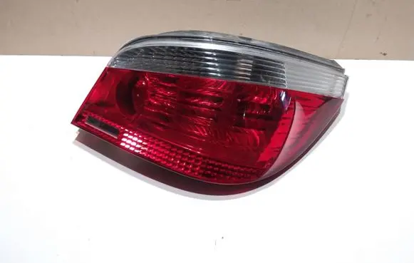 BMW 5 E60 E61 Rear/tail lights 6910768