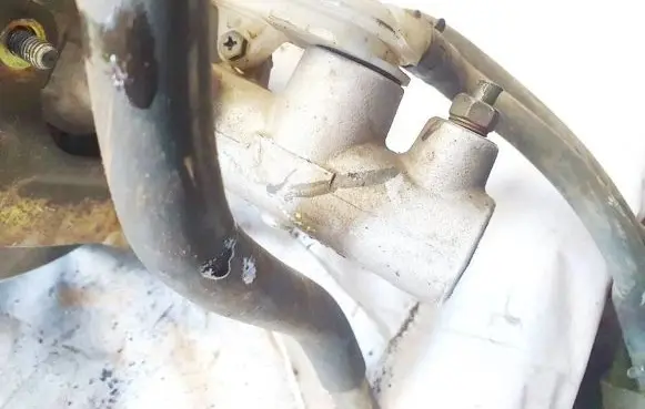 Master brake cylinder