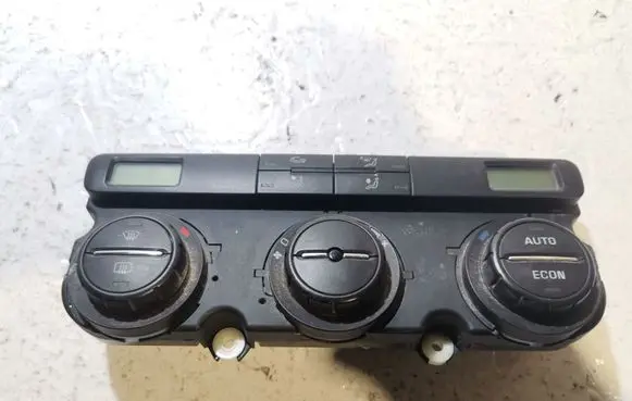 Skoda Octavia Mk2 (1Z) Climate control unit 74241061 23090553